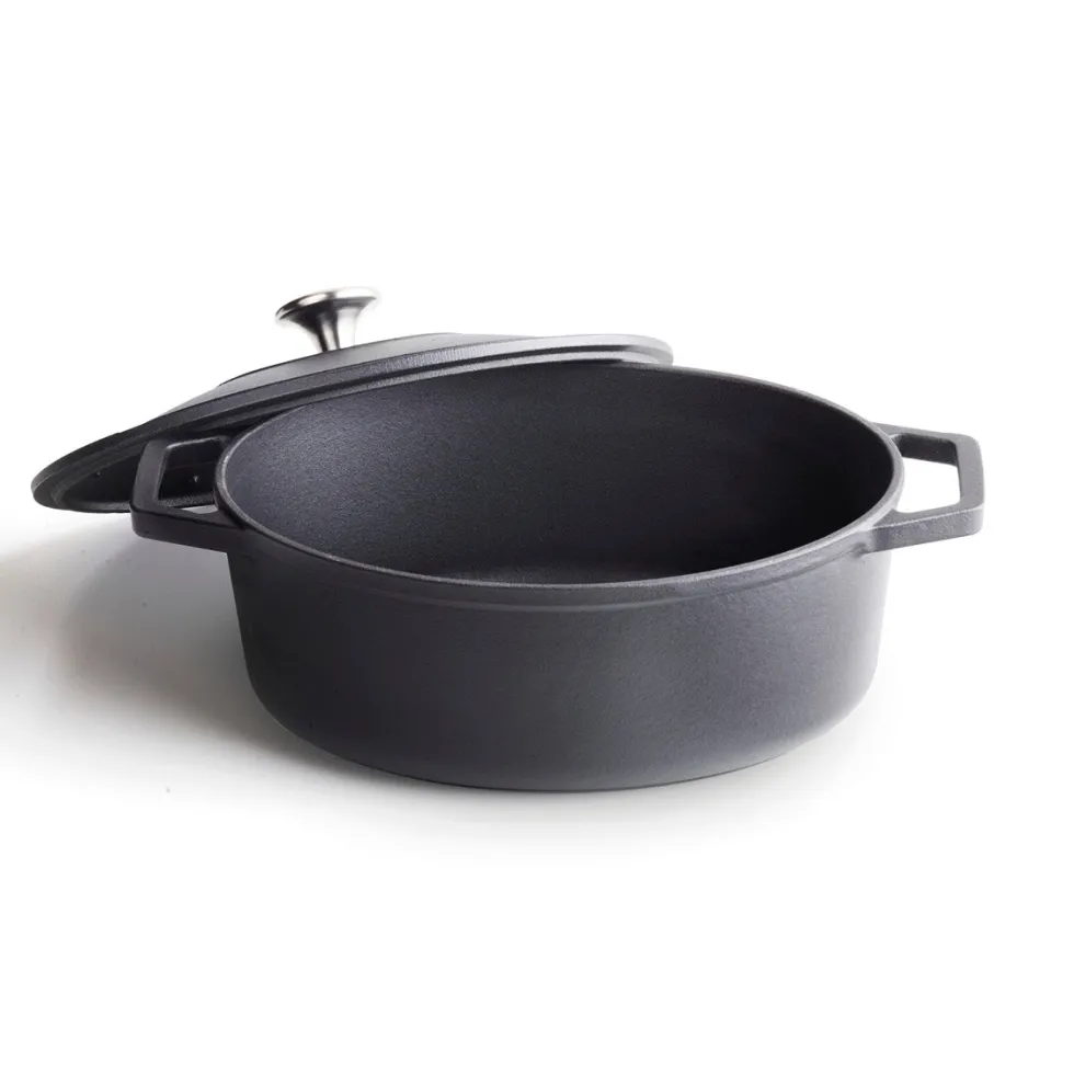 cocotte_ovale_en_fonte__n_1.webp Cocotte ovale en fonte - noir*Sauter Best