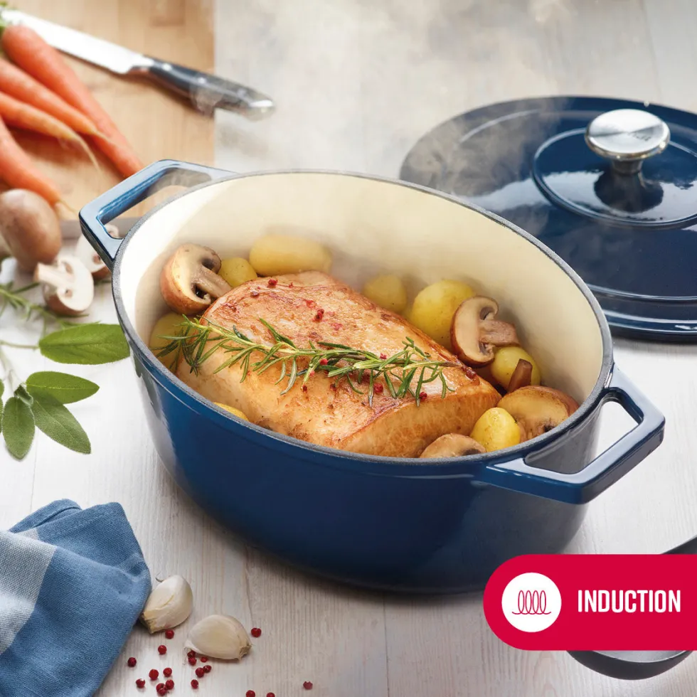 cocotte_ovale_en_fonte_da_4.webp Cocotte ovale en fonte d'acier bleu 28 cm*Brandt Online