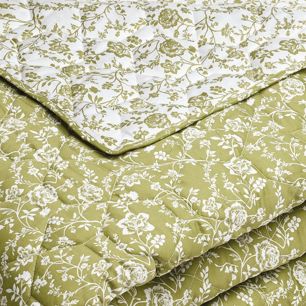 couvrelit_en__satin_de_co_1-6.webp Couvre-lit en 100% satin de coton - dessin : Fleurs Vert - 180 x 220 cm*Chevignon Best