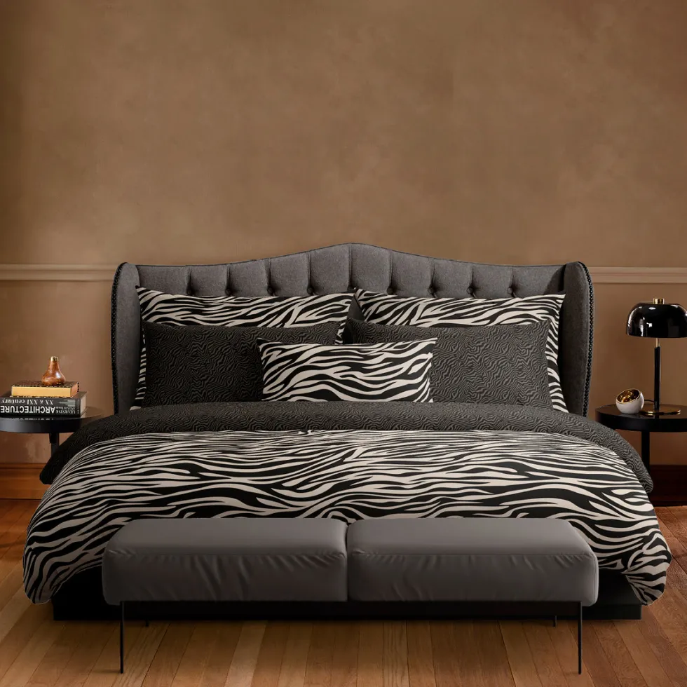 draphousse_satin_de_coton_2.webp Drap-housse satin de coton - Zebro Brun*Chevignon Fashion