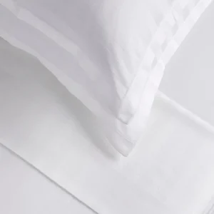 Ensemble de draps : drap-housse, drap plat, taie(s) d'oreiller en satin de coton - tissé Jacquard - rayure blanc*Ines by Ines de la Fressange Clearance