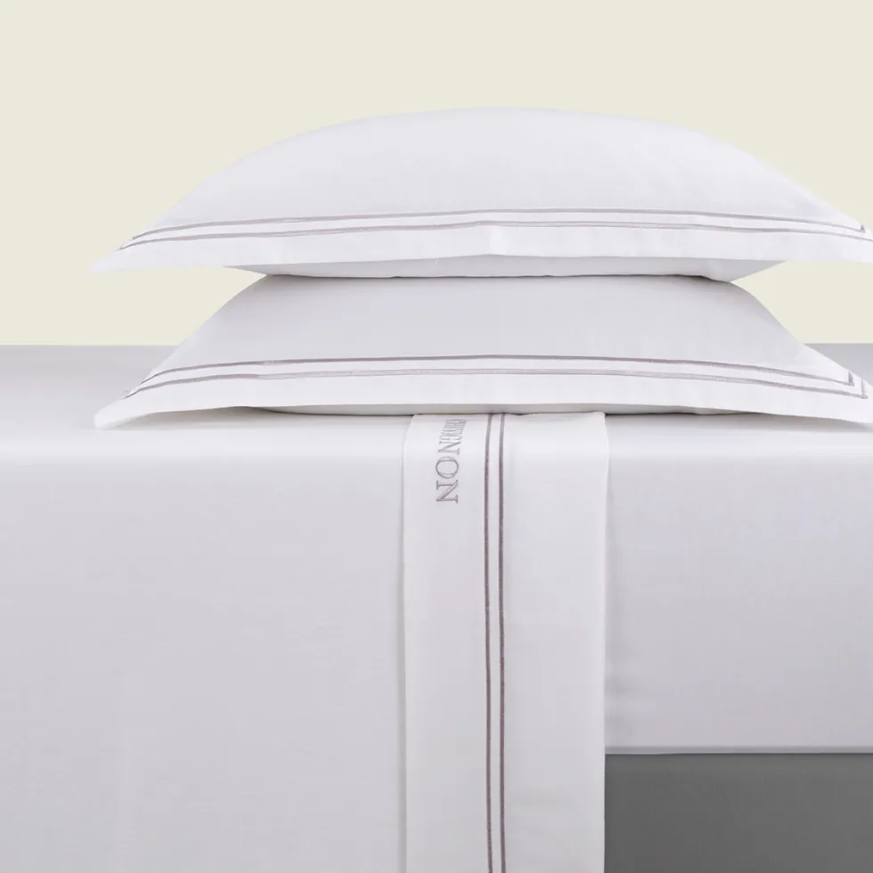 ensemble_de_draps_satin_d_1-14.webp Ensemble de draps satin de coton - Saint-Tropez Gris / Blanc*Chevignon Clearance