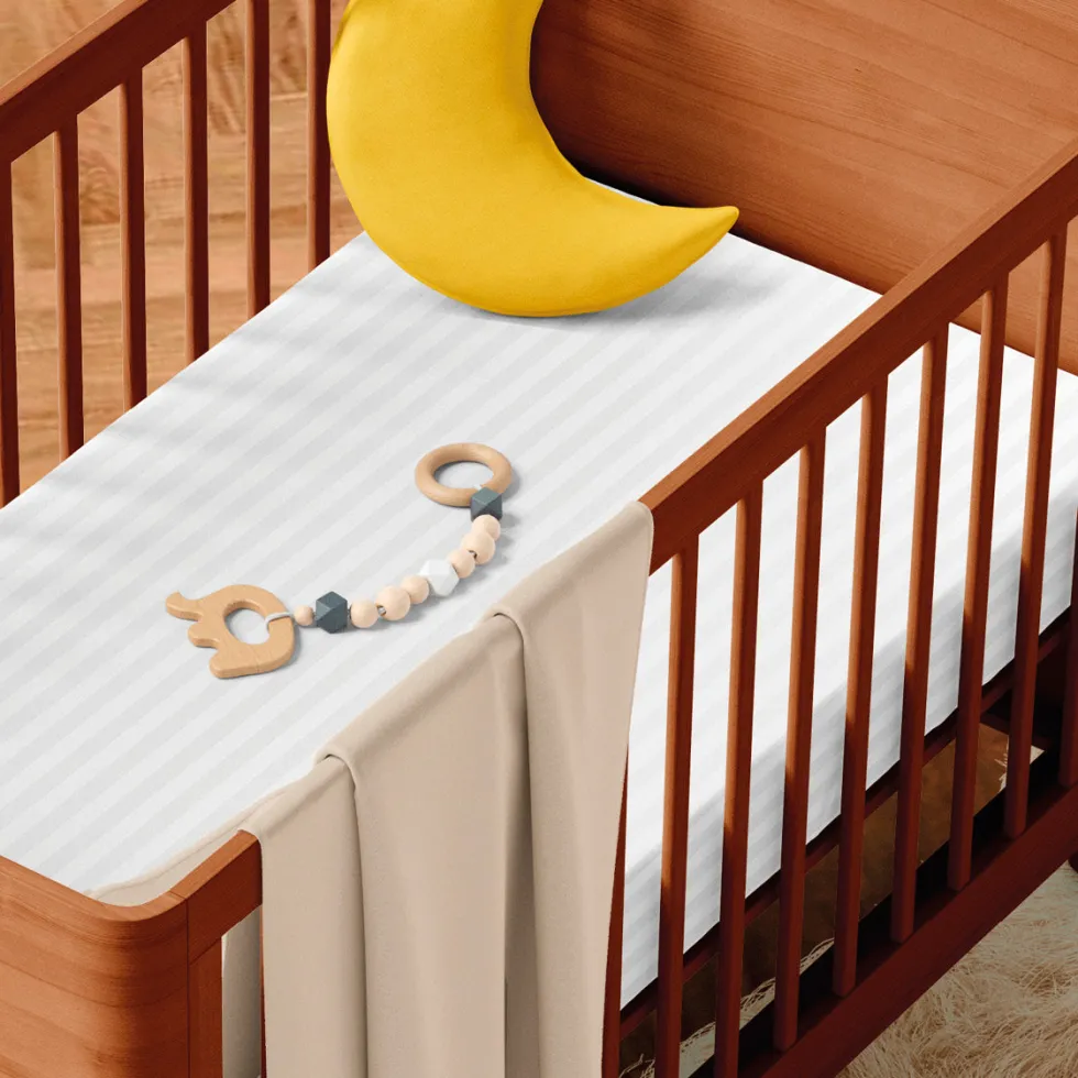 housse_de_couette__taie_d_1-21.webp Housse de couette + taie d'oreiller bébé en satin de coton - rayure tissé Jacquard Blanc*CXLbyChristianLacroix Online