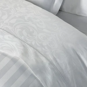 Housse de couette + taie d'oreiller bébé satin de coton - Victorian blanc*Chevignon Sale