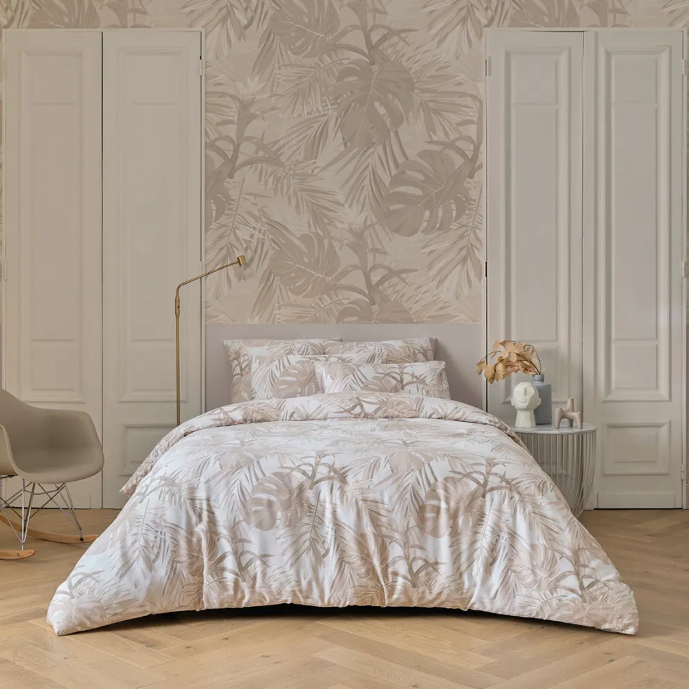 housse_de_couette__taies__2-188.webp Housse de couette + taie(s) d'oreiller satin de coton - Tropical Taupe clair*Rodier Discount