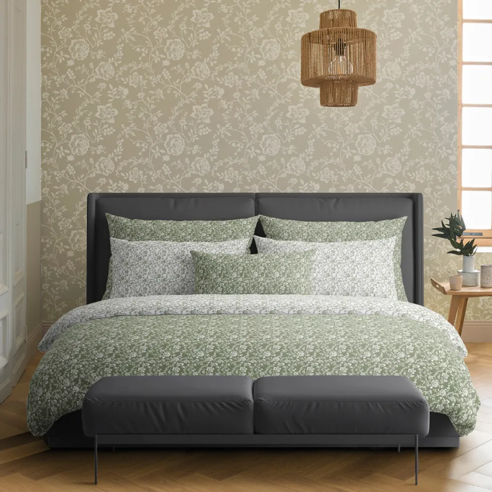 housse_de_couette__taies__2-235.webp Housse de couette + taie(s) d'oreiller satin de coton - Parterre de Roses vert*Rodier Sale