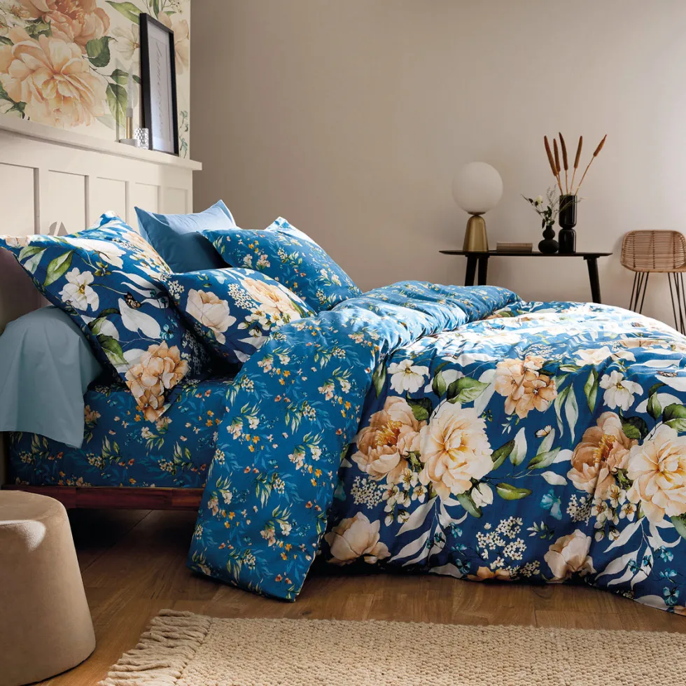 housse_de_couette__taies__2-24.webp Housse de couette + taie(s) d'oreiller satin de coton - Jardin de Fleurs Bleu*Rodier Clearance