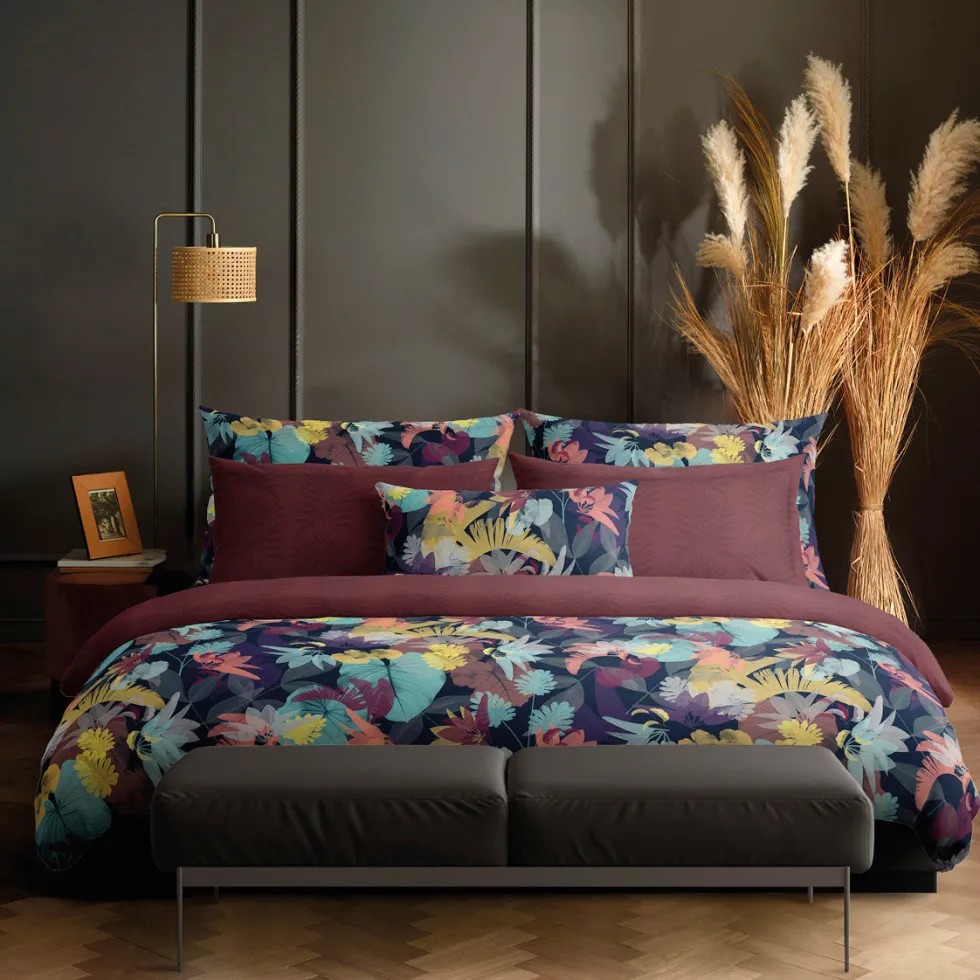 housse_de_couette__taies__2-74.webp Housse de couette + taie(s) d'oreiller satin de coton - Tanzanie Prune*CXLbyChristianLacroix Best