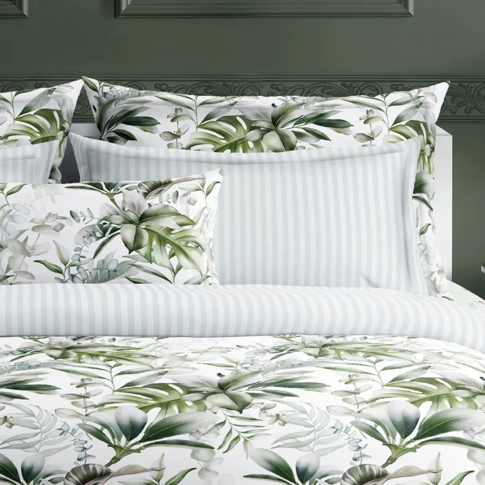 housse_de_couette__taies__3-229.webp Housse de couette + taie(s) d'oreiller satin de coton - Jardin Exotique blanc*Maison Héritage Online