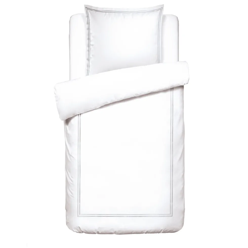 housse_de_couette__taies__4-25.webp Housse de couette + taie(s) d'oreiller satin de coton - Saint-Tropez Gris / Blanc*Chevignon Clearance