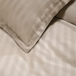 Housse de couette + taie(s) d'oreiller satin de coton - rayure tissé Jacquard - Taupe*Chevignon Fashion