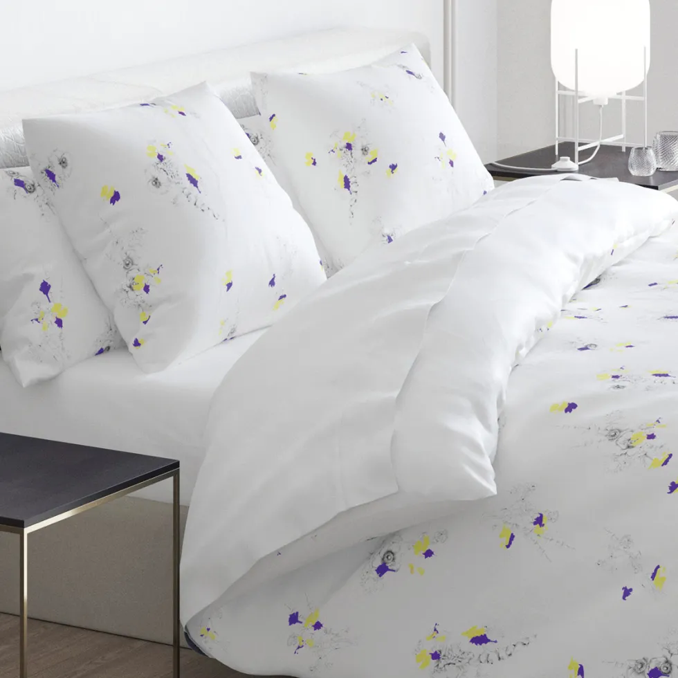 housse_de_couette_satin_d_1-6.webp Housse de couette satin de coton + 2 taies - Esquisse Floral Blanc*Cacharel New