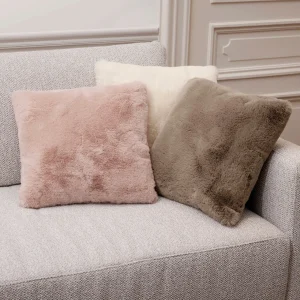 Housse de coussin imitation fourrure Rose clair - 40 x 40 cm*Maison Héritage Online