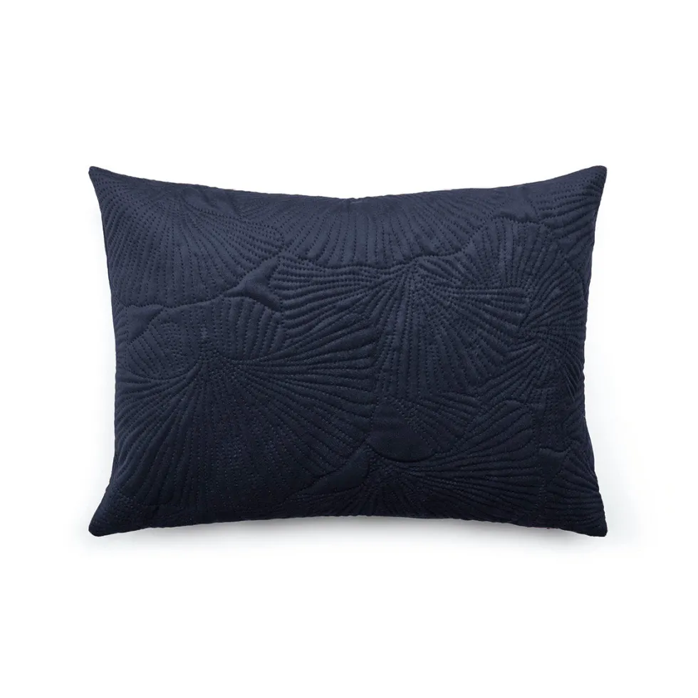 housse_de_coussin_velours_3-2.webp Housse de coussin velours avec dessin fleuri : bleu foncé*Rodier Outlet