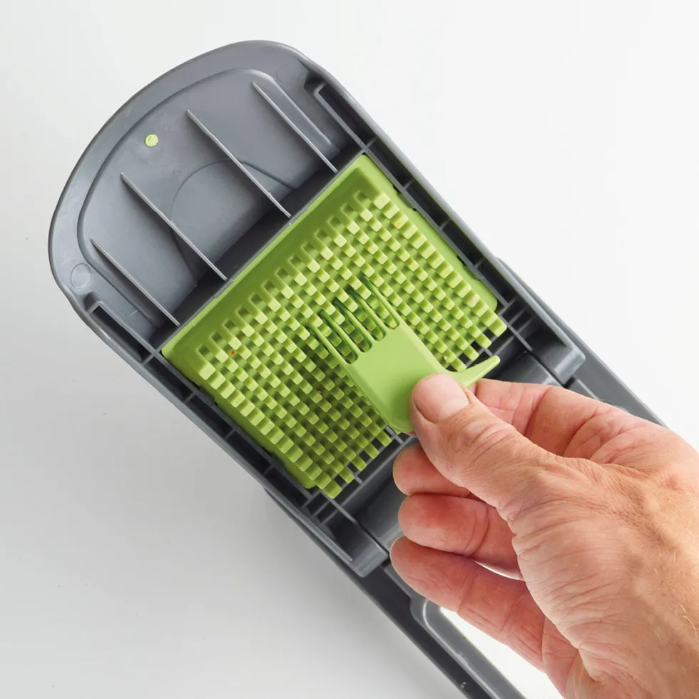 mandoline_multifonction___3-1.webp Mandoline multifonction 10 pièces vert/gris*Kalorik Best