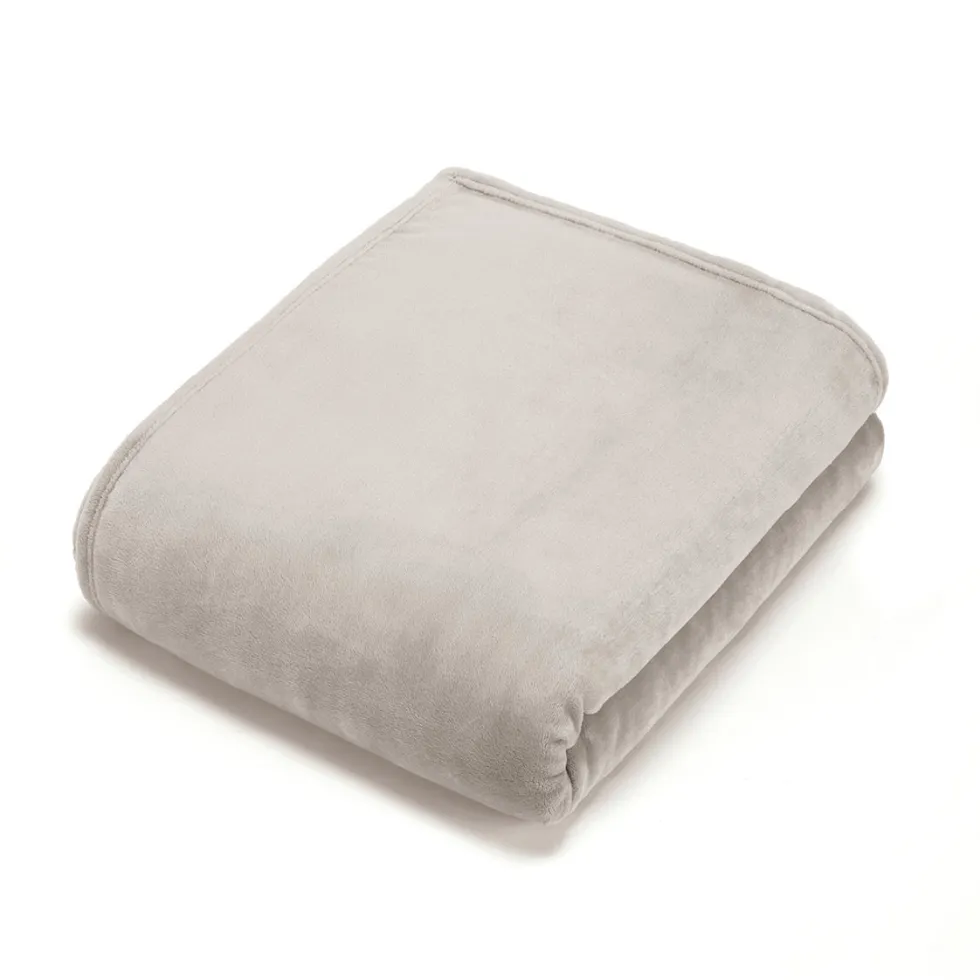 plaid_en_polaire__gris_cl_1.webp Plaid en polaire Gris clair - 180 x 220 cm*Maison Héritage Outlet