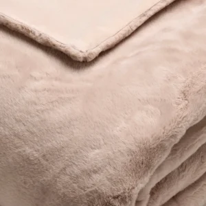 Plaid imitation fourrure Beige - 130 x 180 cm*Maison Héritage Hot