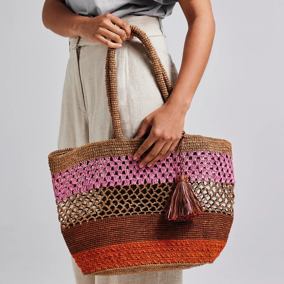 sac__main_flavie_en_raphi_5.webp Sac à main Flavie en raphia confectionné à la main*CXLbyChristianLacroix Clearance