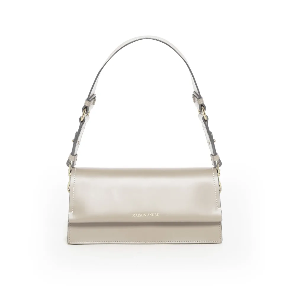 sac_bandoulire_en_cuir__o_2.webp Sac bandoulière en cuir - Odeon*Maison André Discount