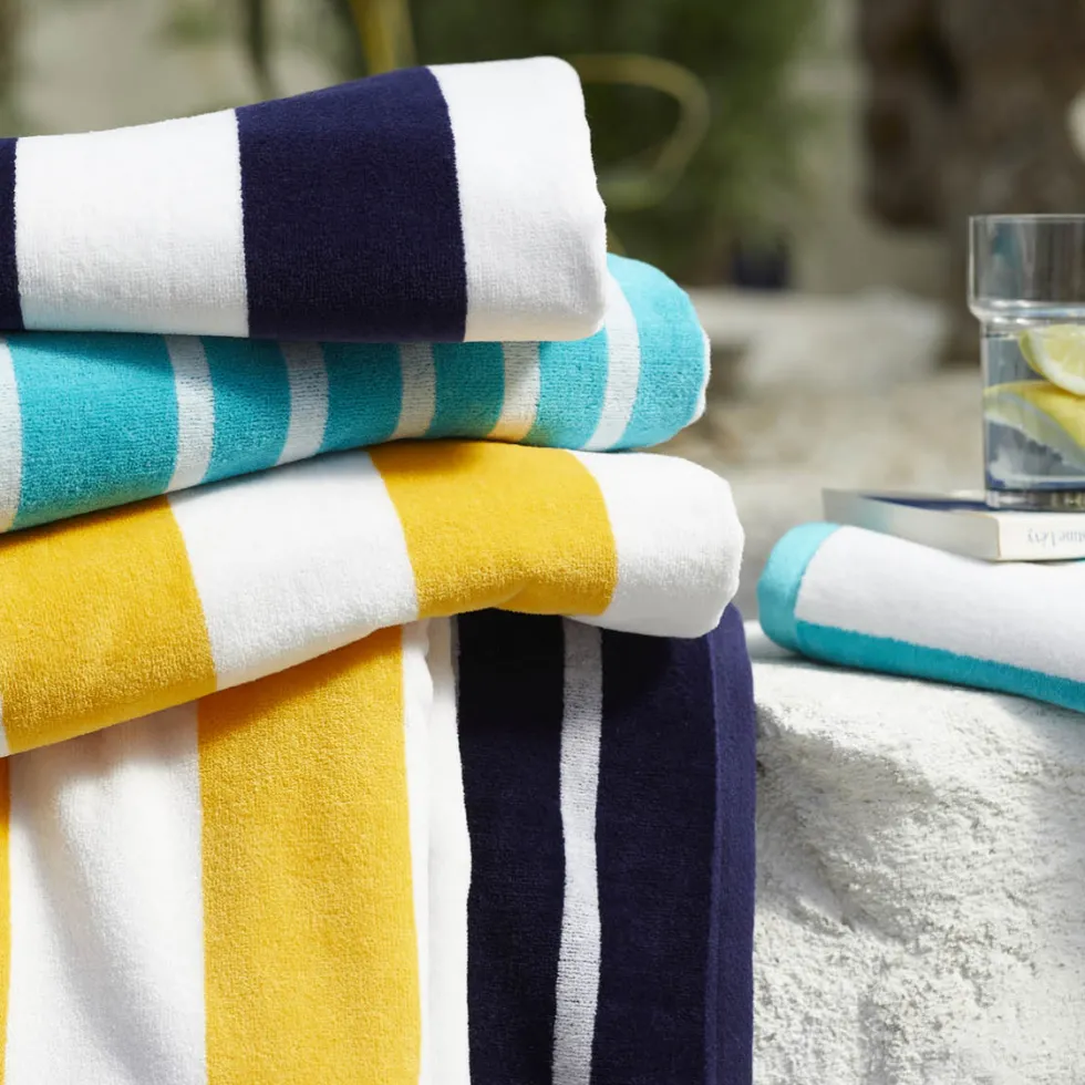 serviette_de_plage_ambre__1-1.webp Serviette de plage Ambre Jaune - 90 x 180 cm*CXLbyChristianLacroix Hot