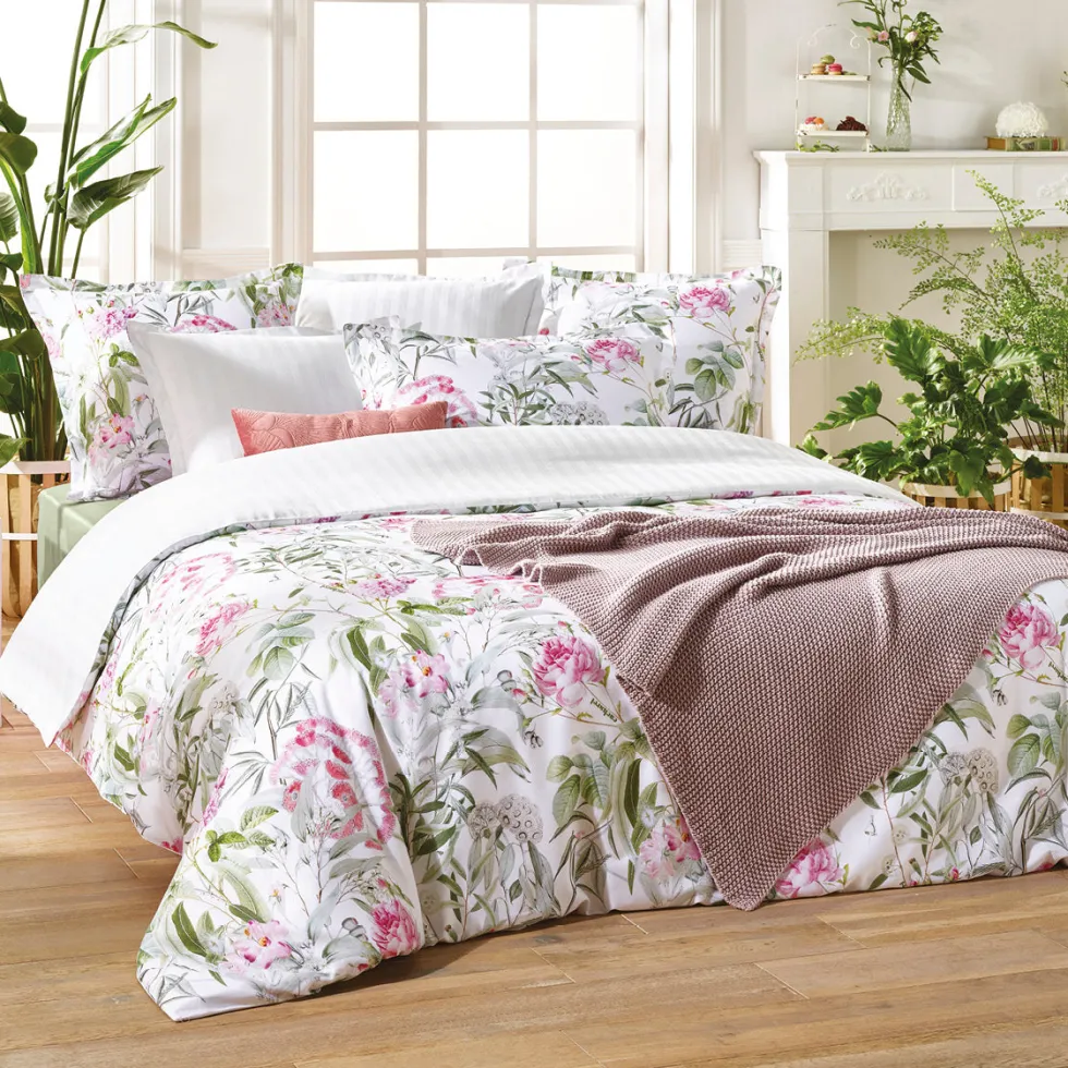 set_de__taies_doreiller_s_2-14.webp Set de 2 taies d'oreiller satin de coton Jardin de Roses Blanc - 50 x 70 cm*Cacharel Discount