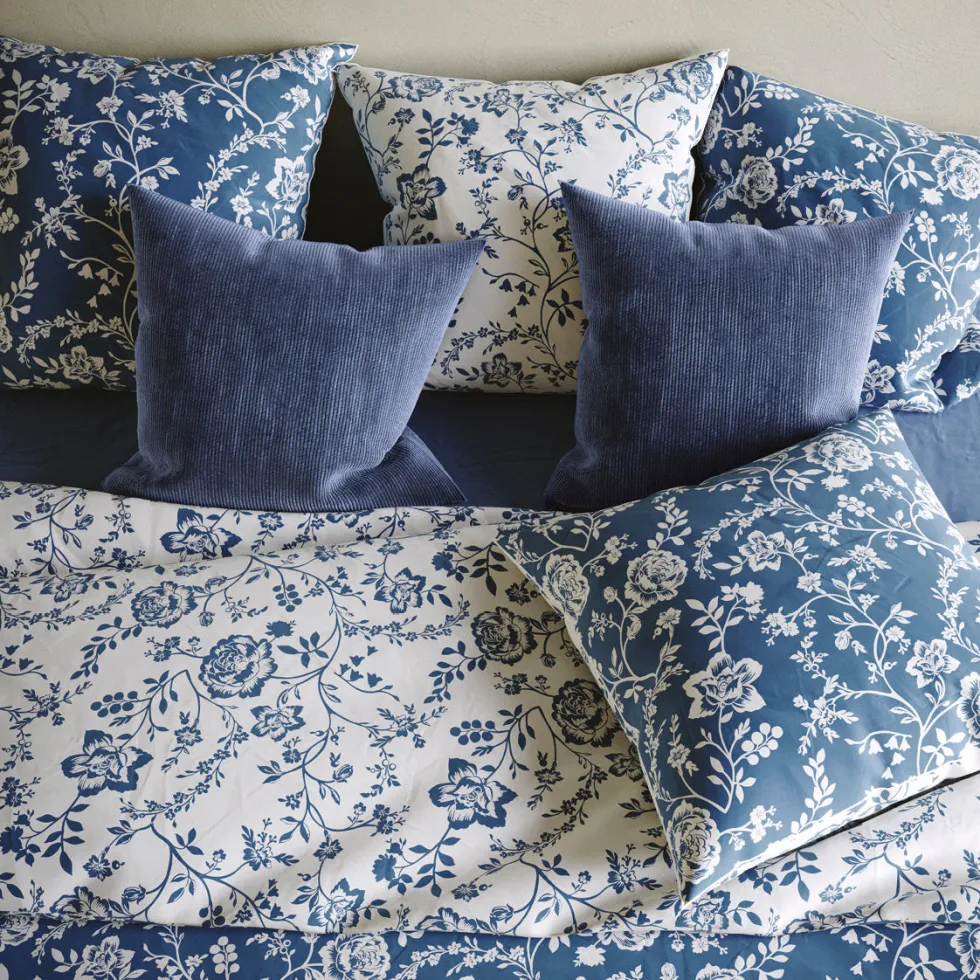 taie_doreiller_coton_perc_3.webp Taie d'oreiller coton percale fleurs - Bleu*Chevignon Fashion