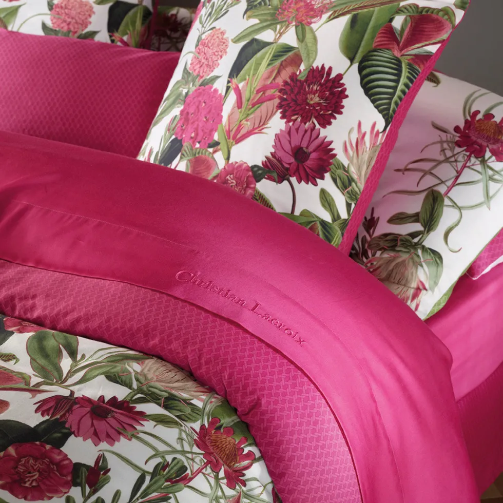 taie_doreiller_satin_de_c_2-11.webp Taie d'oreiller satin de coton - Garden Fuchsia*CXLbyChristianLacroix Clearance