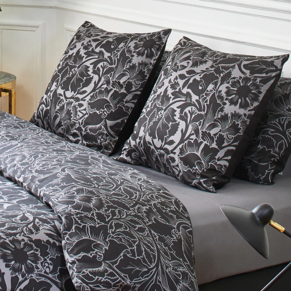 taies_doreiller_en_satin__2-6.webp Taie(s) d'oreiller en satin de coton - Arabesque Noir*CXLbyChristianLacroix Hot