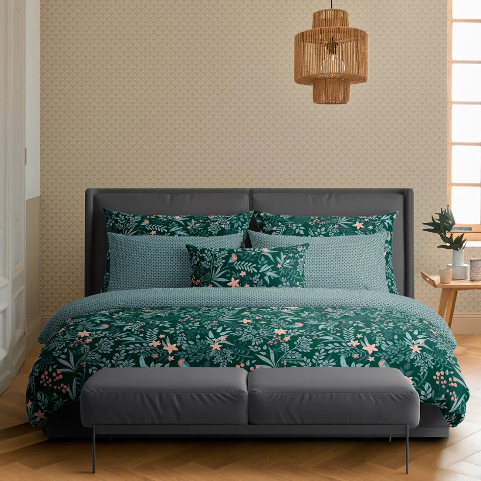 taies_doreiller_satin_de__2-56.webp Taie(s) d'oreiller satin de coton - Harmonie des oiseaux Vert*Rodier New