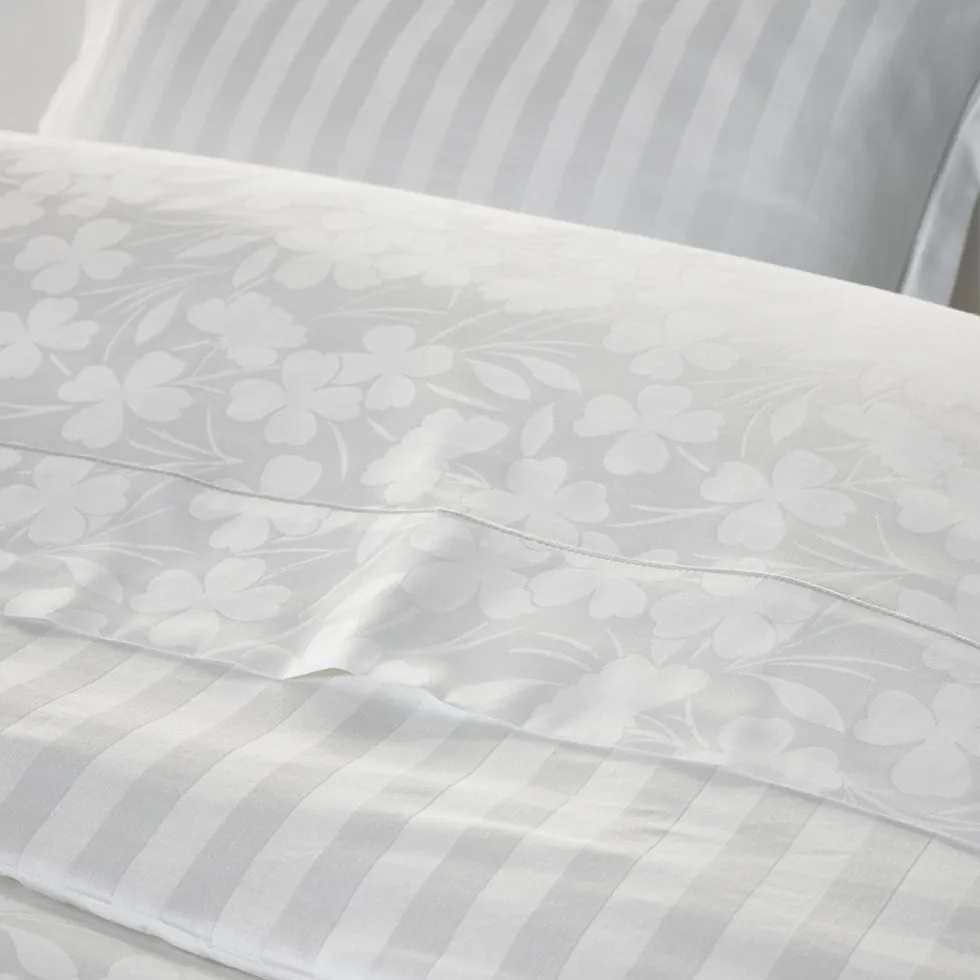 taies_doreiller_satin_de__4-96.webp Taie(s) d'oreiller satin de coton - tissé Jacquard - Cresson de Fontaine Blanc*Ines by Ines de la Fressange Discount