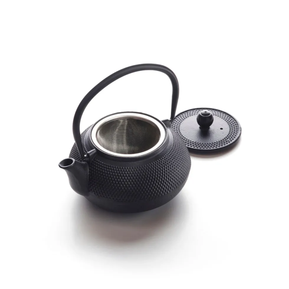 thire_en_fonte__ml__noir_1-1.webp Théière en fonte 600 ml - Noir*Sauter Clearance
